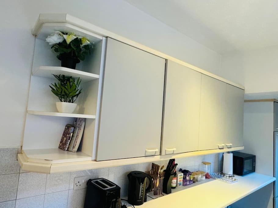 Holiday home Cosy 2 Bedroom House In Leicester- Entire House, Sleeps 5 *